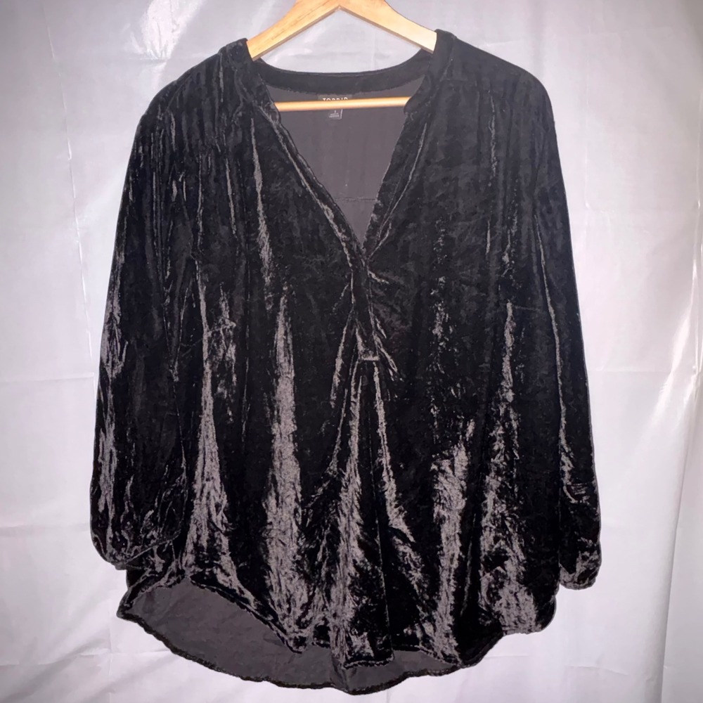 Torrid Black Crushed Velvet Harper Blouse V-Neck Long Sleeve Top Plus Size 1 1X